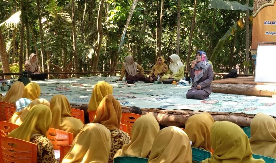 Mewujudkan Guru Raudhatul Athfal (RA) Jepara Yang Kreatif dan Mandiri