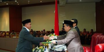 DPR Sahkan UU Tentang Pesantren