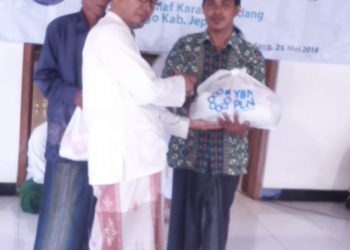 Berbagi Bingkisan Ramadhan dan Buka Bersama Anggota MT Bina Muallaf Karanggondang Mlonggo Jepara