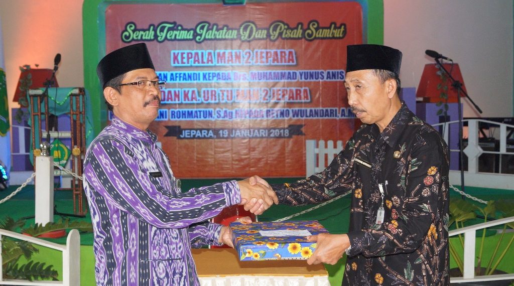 Jika Baik ikuti, Jika Serong dan Bengkok Luruskan