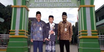 Madrasah Berbasis Akhlaqul Karimah dengan Program Ungulan Qiroatul Kutub