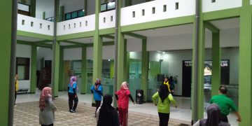 Jaga Kebugaran dan Kebersamaan Kemenag Jepara Rutin Senam Sehat