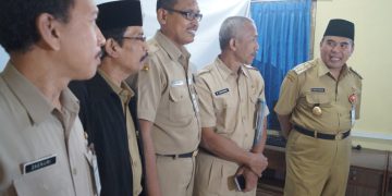 Bupati dan Kakan. Kemenag Monitoring UNBK Tingkat MTs/SMP