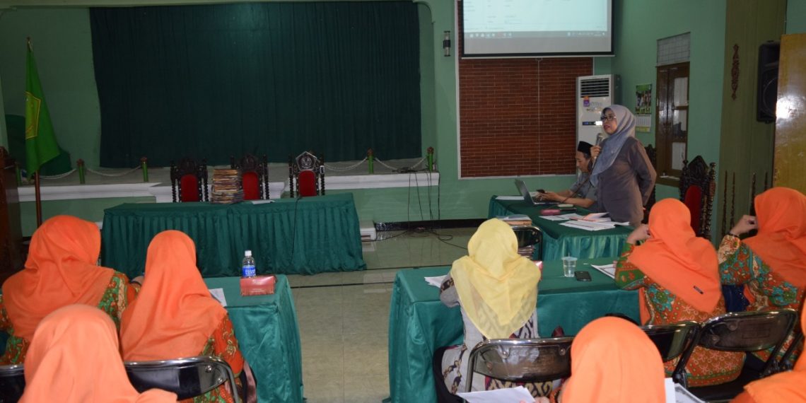 Ketelitian Dan Kecermatan Mutlak Diperlukan Dalam Penulisan Ijazah