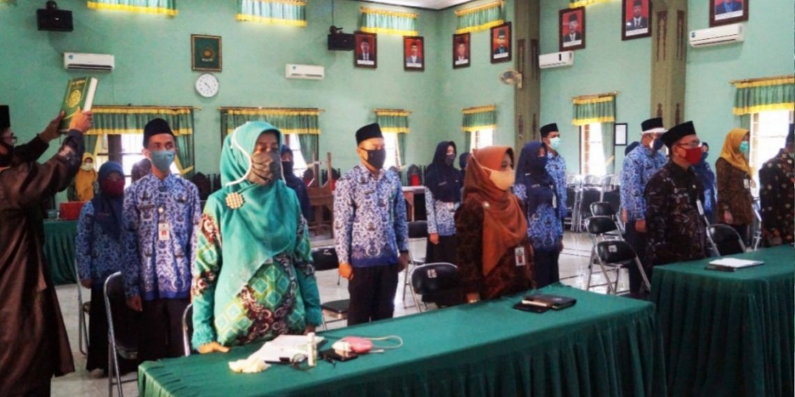 Pelantikan Jabatan Pengawas dan PNS Pada Kemenag Jepara