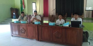 MIN 2 Jepara Adakan Pembinaan Guru dan Karyawan Bersama Komite Madrasah