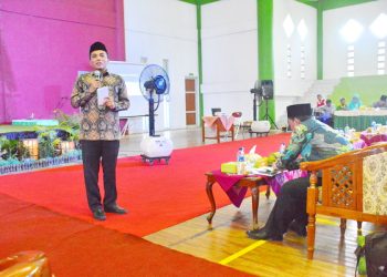 Pembinaan Penyuluh Agama dan Guru non PNS di GOR STAIN Kudus