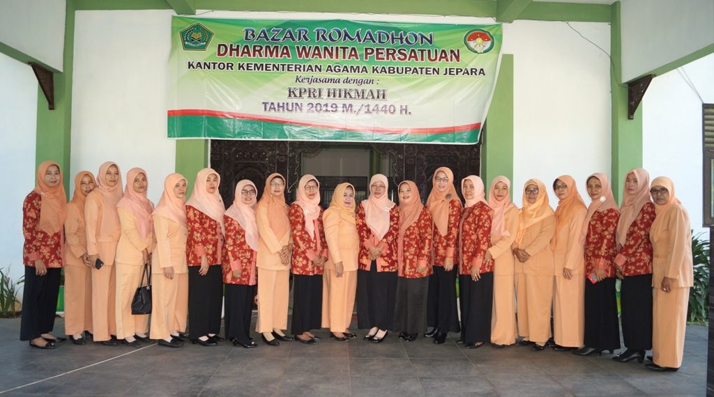 DWP Kemenag Jepara Gelar Bazar Sambut Lebaran