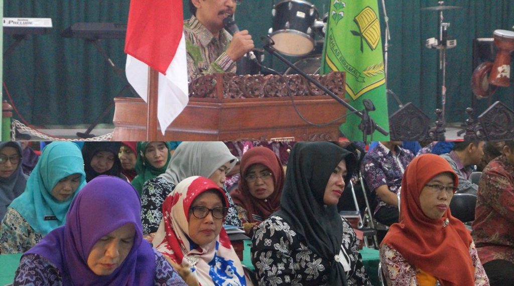 Pembinaan Rutin Pegawai, Dari Pentingnya Sholat Hingga Tahan Diri Tak Sebar Berita Provokasi