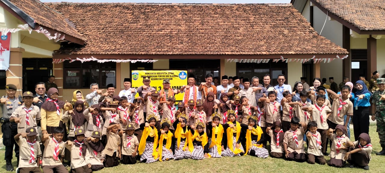Wujud Nyata Gotong Royong untuk Membangun Dunia Pendidikan Jepara yang Lebih Baik