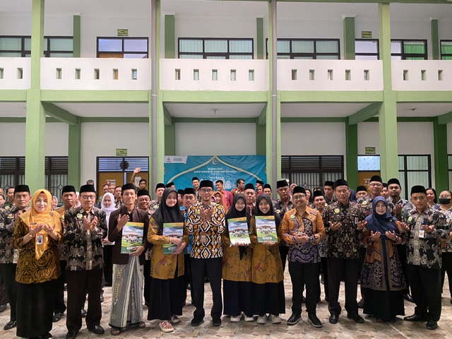 Siap Berjuang di Sulawesi Selatan: Kemenag Jepara Lepas Peserta MQK Nasional dengan Pesan & Doa Restu