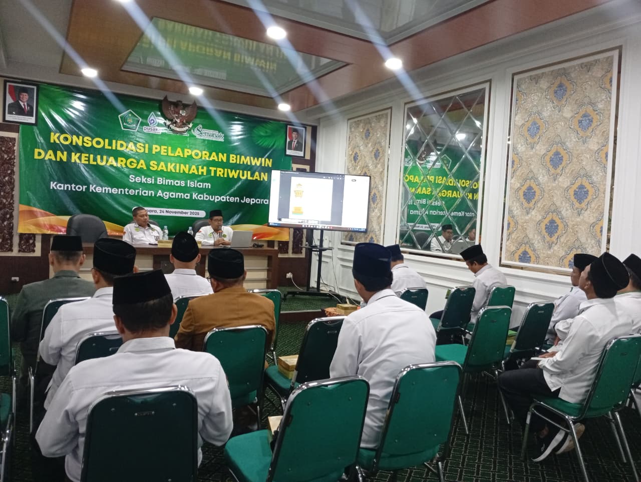 Gelar Rapat Konsolidasi dengan Kepala KUA, Kemenag Jepara Wujudkan Clean and Good Governance