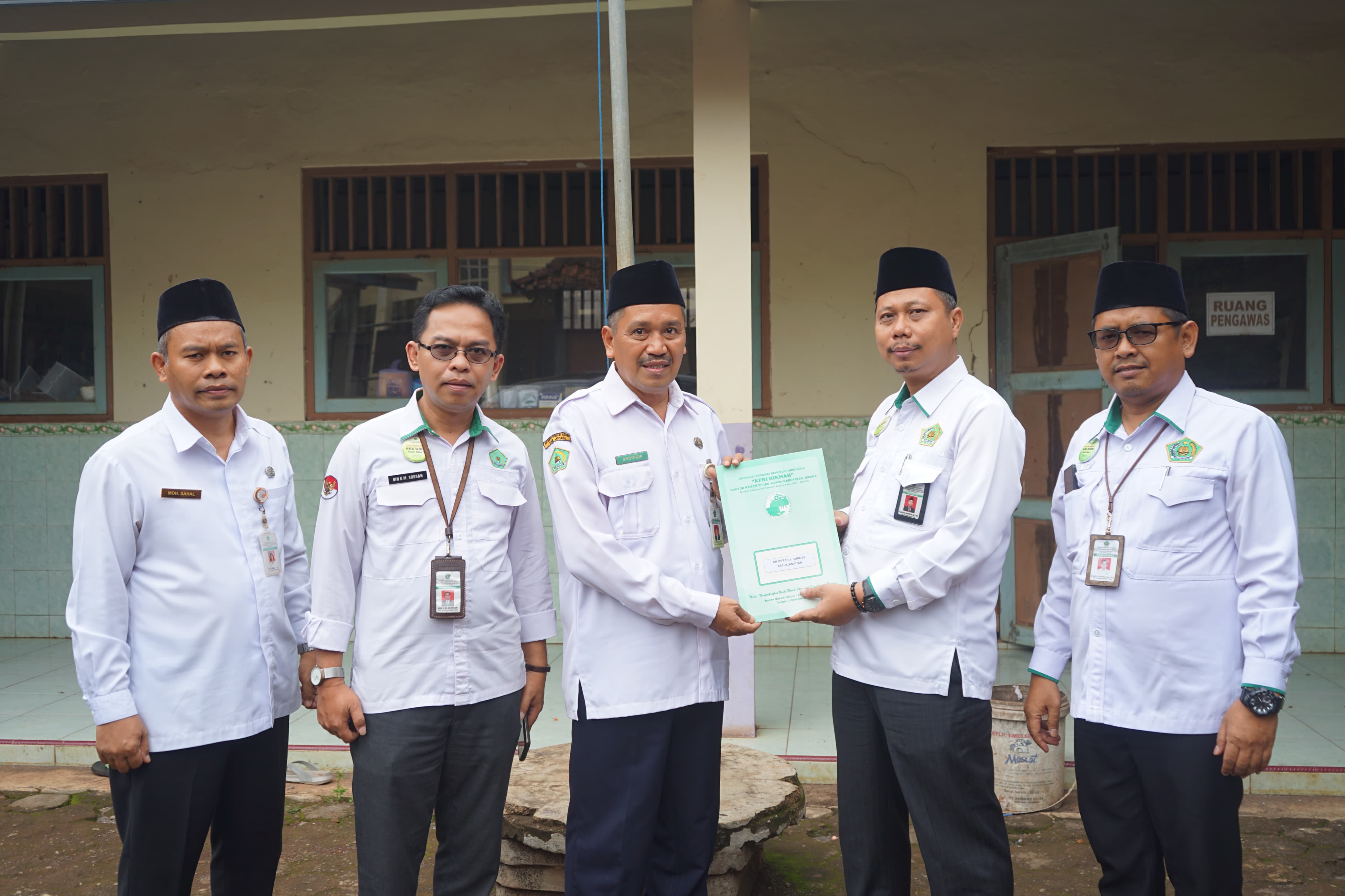 KPRI Hikmah Salurkan Bantuan Sosial, Wujud Kepedulian untuk Semua Kalangan