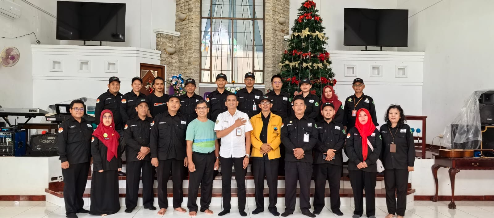 Kemenag Jepara Melalui IPARI Gelar “Bhakti Lintas Iman”