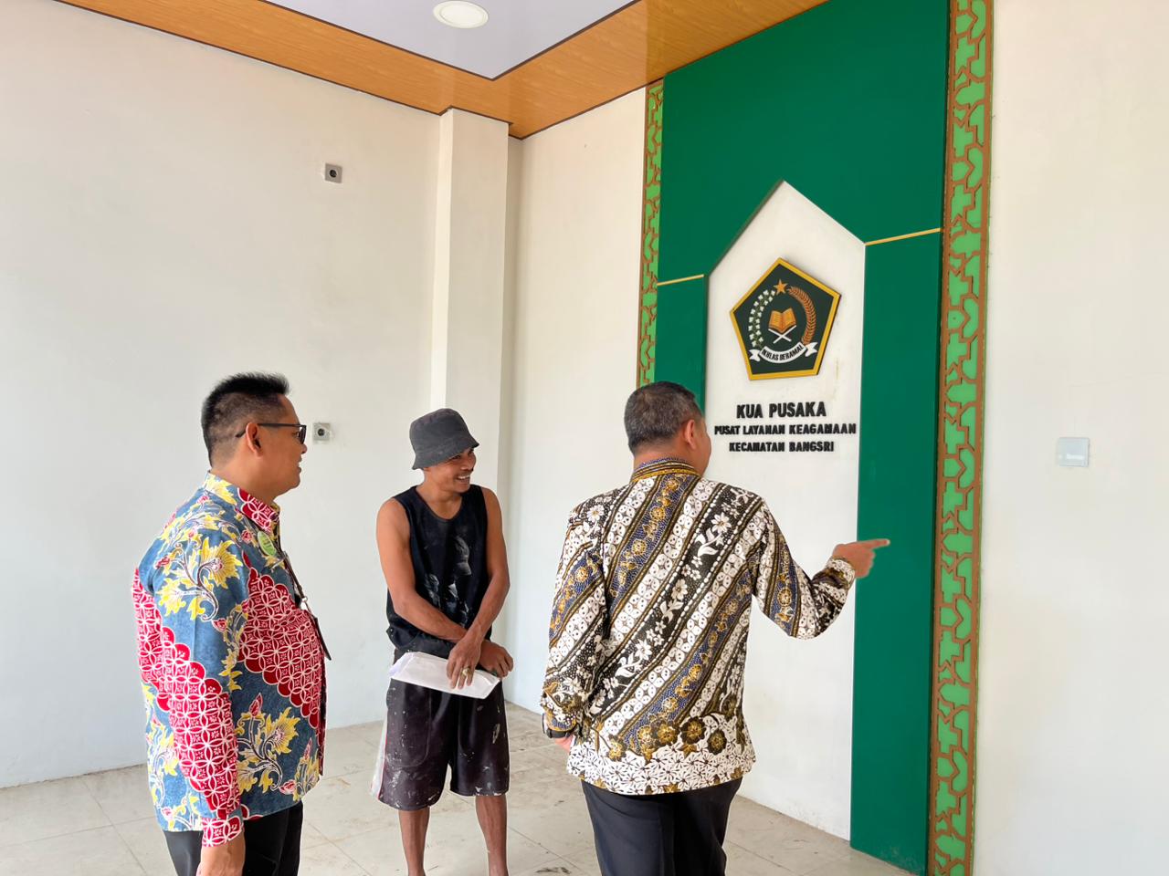 Cek Kualitas Pembangunan, KakanKemenag Kab. Jepara Lakukan Monev Pembangunan Gedung KUA Kecamatan Bangsri