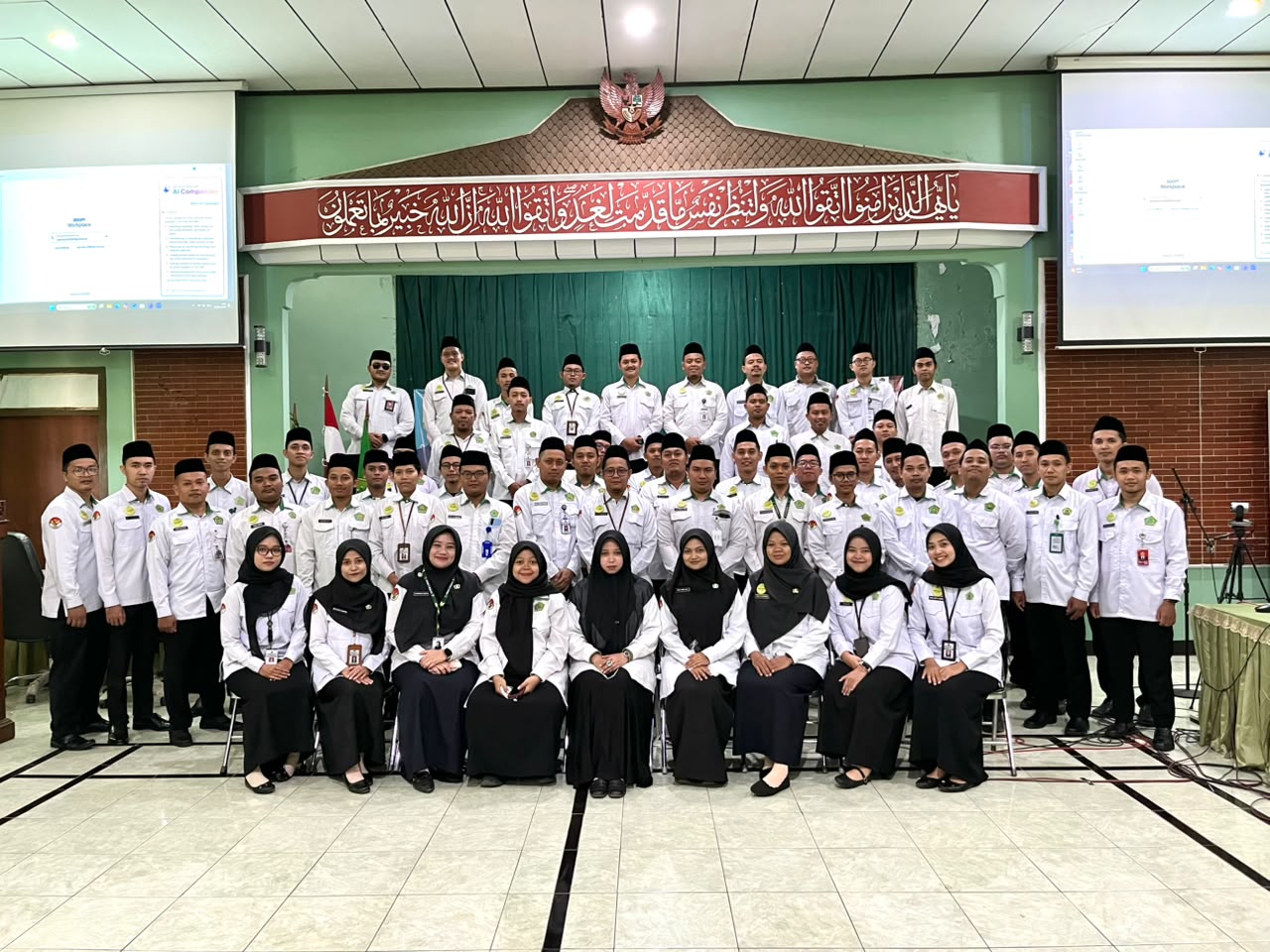 60 ASN Kemenag Kab. Jepara Dilantik Jabatan Fungsional, Kakanwil Dorong ASN Menjadi Penggerak Organisasi