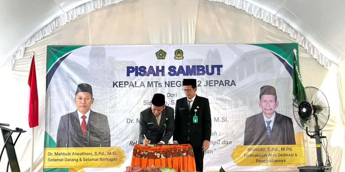 Estafet Kepemimpinan MTsN 2 Jepara, Komunikasi dan Kolaborasi Jadi Kunci