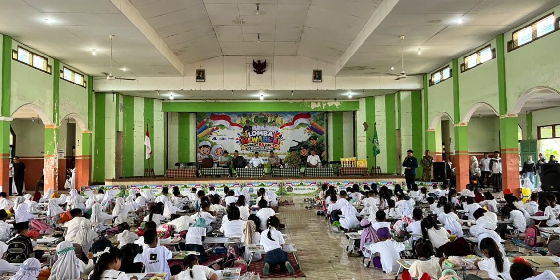Semarak HSN, HAB Kemenag, HUT TNI, & Hari Bakti IDI, Anak RA-TK Jepara Unjuk Kreativitas